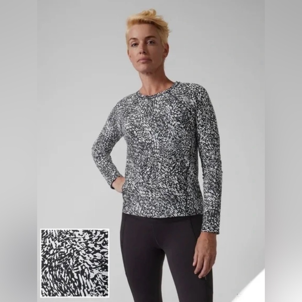 Athleta long sleeve top